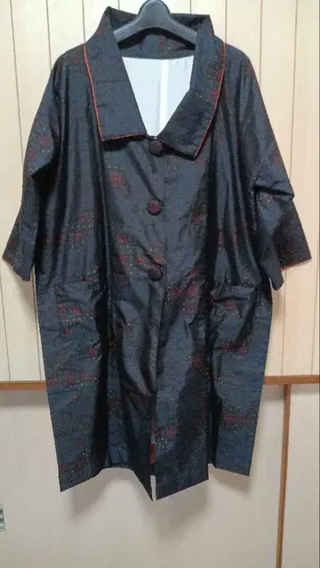 기모노 리메이크 꽃무늬 롱 코트 블랙