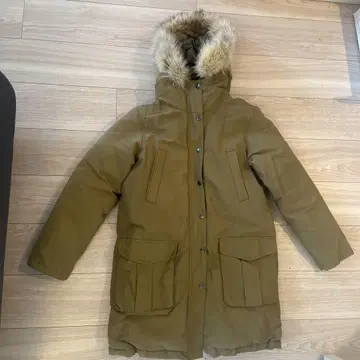 카키 퍼 후드 모즈 코트