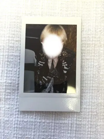 XP!A 백 폴라로이드