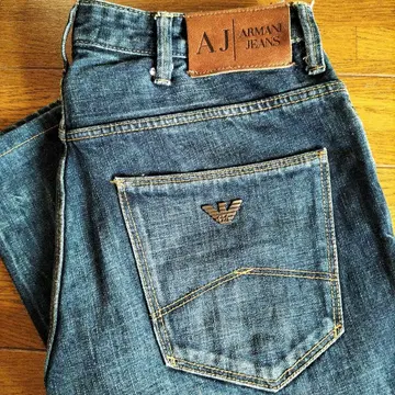 AJ Armani Jeans 28 x 30