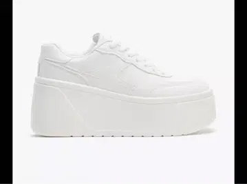ZARA 플랫 스니커즈