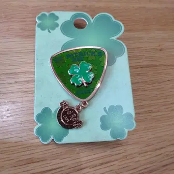 하드 록 카페 st. patricks day 클로버 한정판 핀 배지