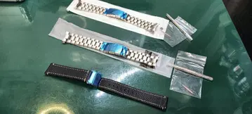 메탈 밴딩과 가죽 밴딩 세트