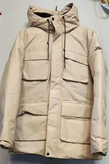 [ 새상품급 ] Reebok 다운 자켓