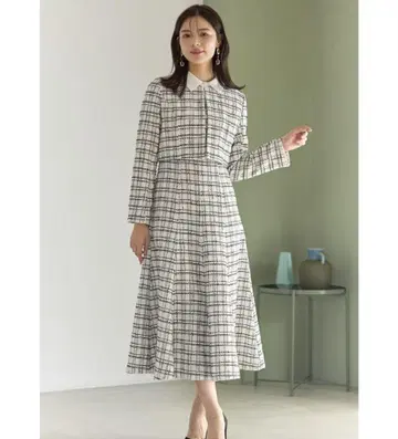 토코 클로젯 백 레이스업 트위드 원피스