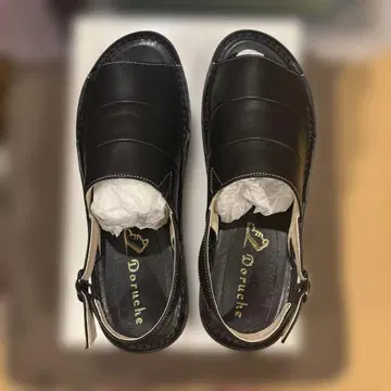 스테디셀러! 돌체 소가죽 트리플 샌들 블랙