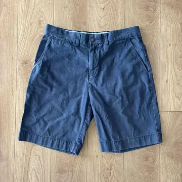 TOMMY HILFIGER 네이비 숏팬츠 31