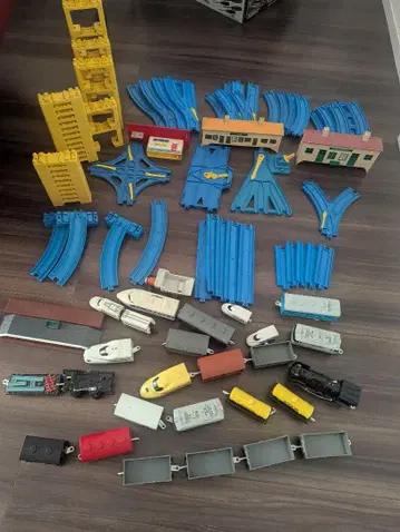 프라레일 차량 레일 건물 세트