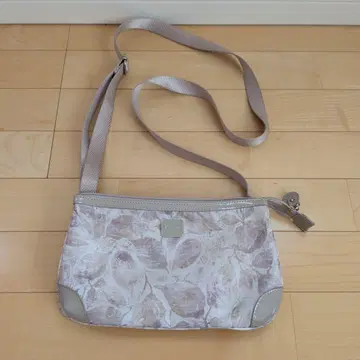 카나나 숄더백 연보라 그레이