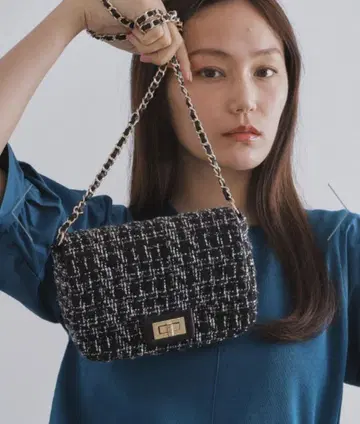 [ 새상품 ] OPAQUE.CLIP 파피 퀼팅 체인 숄더백