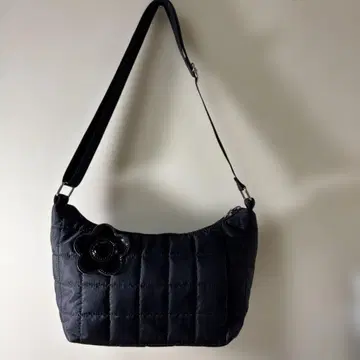 [ MARY QUANT 마리 퀀트 ] 핸드백 하트 모티브 경량