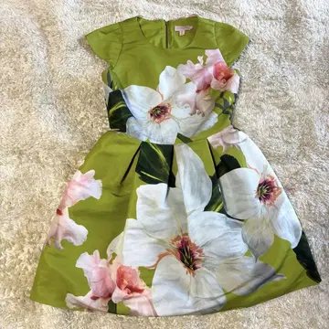 새상품급 TED BAKER 테드 베이커 플라워 프린트 플레어 원피스