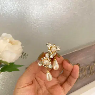 귀찌 펄 진주 웨딩 결혼식 입학식 스와로브스키