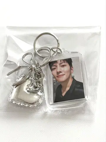 지창욱 Bello.U 사진 포함 키링