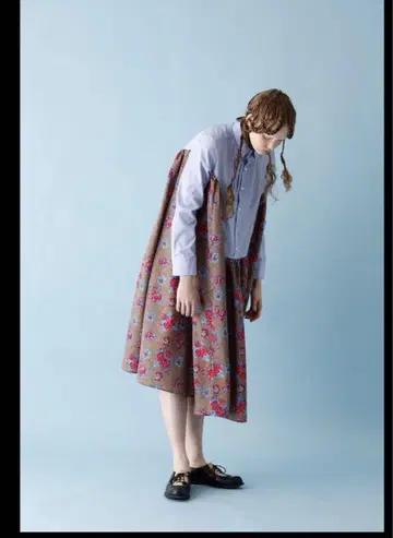 독립 이후 스나오 쿠와하라 꽃무늬 도킹 원피스