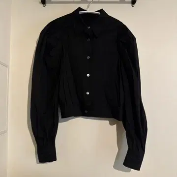 H 나일론 퍼프 슬리브 셔츠