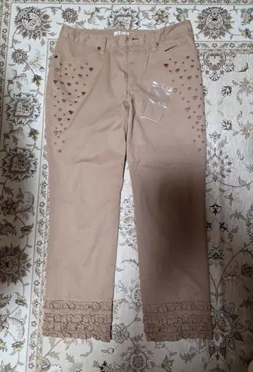 핑크하우스 새상품 하트 자수 프릴 캐주얼 팬츠