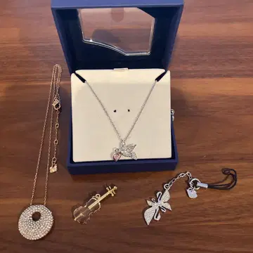 SWAROVSKI 목걸이 외 4종 세트