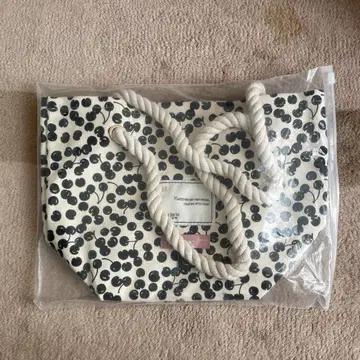Herlipto Cherry Tote Bag 체리 토트 에스프레소