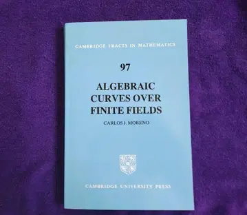 Algebraic Curves over Finite Fields 영문판