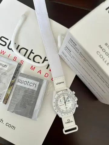 Swatch 화이트 MISSION TO THE MOONPHASE