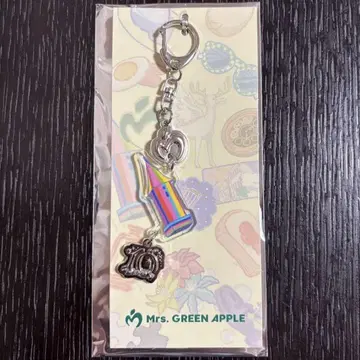 미세스 POPUP STORE 랜덤 참 키링 ANTENNA