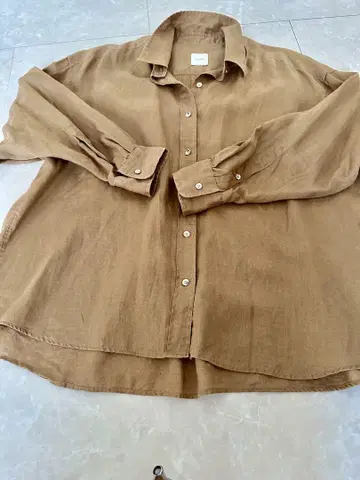 Spick & Span 린넨 카멜 오버 사이즈 긴팔 셔츠