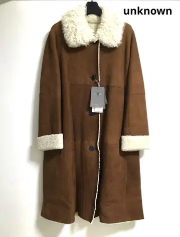 언노운 무스탕 코트 미사용