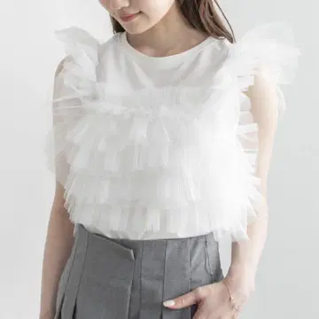 택 포함 RANDA 프릴 튤 도킹 티셔츠 화이트