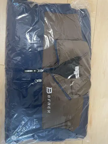 ISEKI BF 트랙터 기념 점퍼 미사용 새상품입니다.