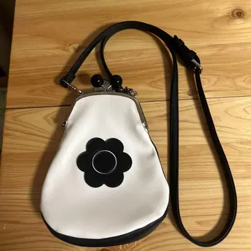 MARY QUANT 미니백