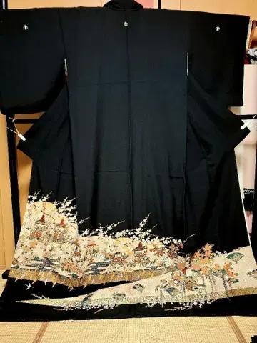 블랙 기모노 고쇼구라 사쿠라 우메