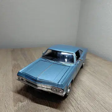'65 시보레 임팔라 미니카