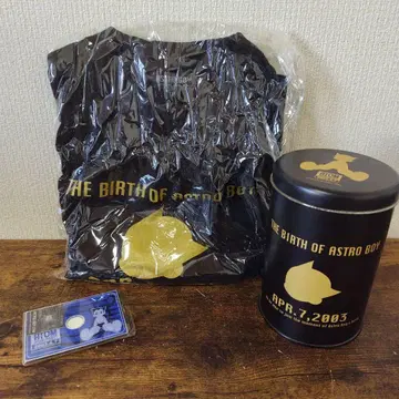 철완 아톰 탄생 기념 캔 티셔츠 블랙