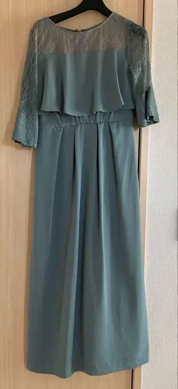 새상품급 그린 레이스 소매 롱 드레스