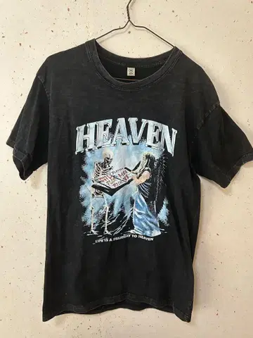 HEAVEN 그래픽T셔츠 M 사이즈