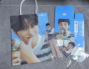 변우석 서른하나 아크릴 스탠드 클리어 카드 쇼핑백 상자