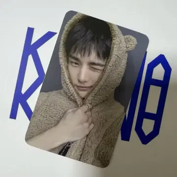 스키즈 KARMA 프리리스닝 혜택 트레이딩 카드 현진