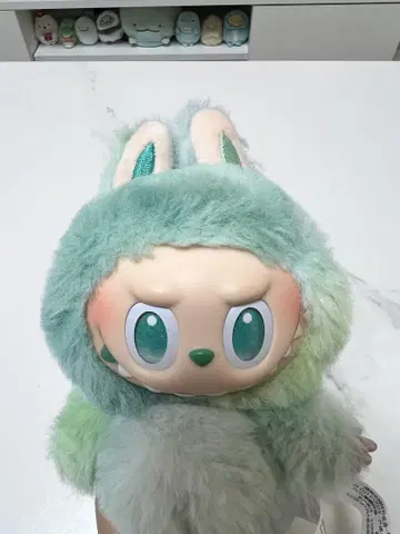 정품 LABUBU Big into Energy SERENITY