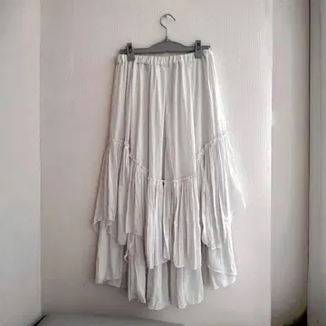 [베이지/화이트 프릴 플레어 스커트] white frill skirt