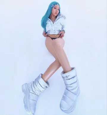 YELLO 실버 SCI-FI SHORT BOOTS