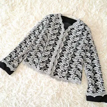 Ladies Fashion 올 패턴 레이스 노카라 자켓 L