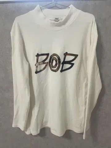 BOB 화이트 긴팔 티셔츠 XL