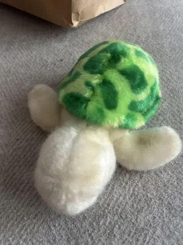 그린과 화이트 거북이 봉제 인형