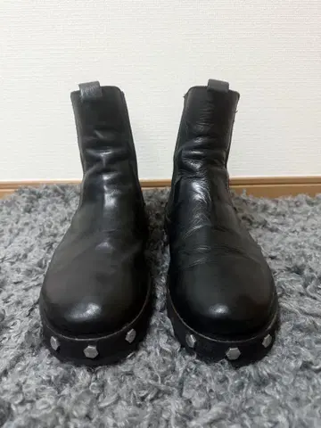OUAT SPACE BOOTS 41