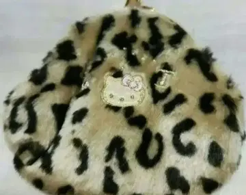 헬로키티 가마구치 지갑 레오파드 무늬 레어 산리오