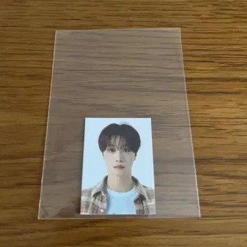 idntt unevermet 팝스토 ID 사진 지은