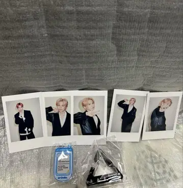 w-inds. 인스턴트 포토 카드와 가챠