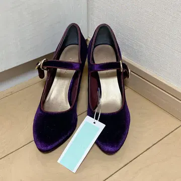 토카 벨벳 펌프스 택 포함 새상품