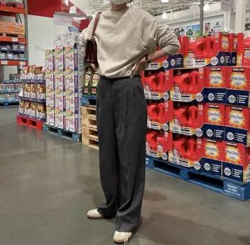 poik merci pintuck pants charcoal 슬랙스